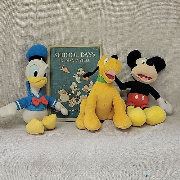 3 Disney plush toys and 1939 School Days in Disney Villegas book - Picture 1 of 10